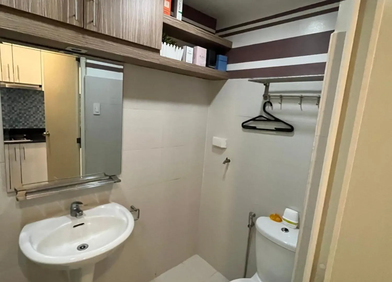 Azh Staycation At Sea Rsidences Manila Philippines