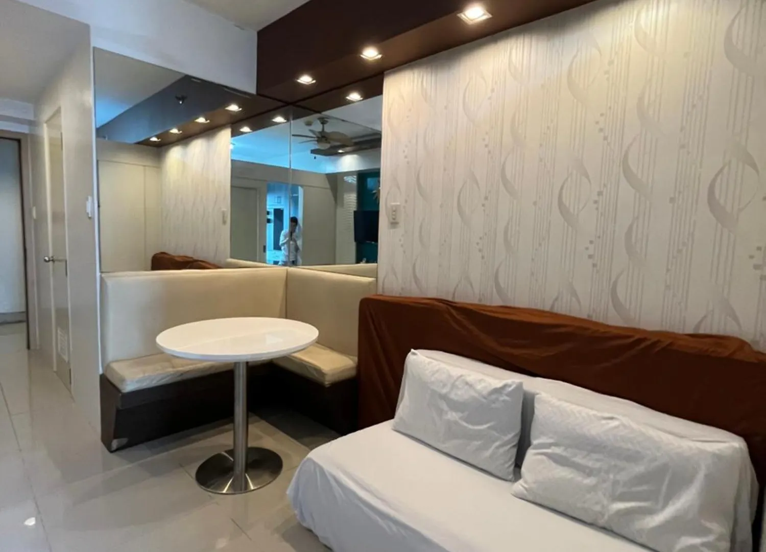 Azh Staycation At Sea Rsidences Manila